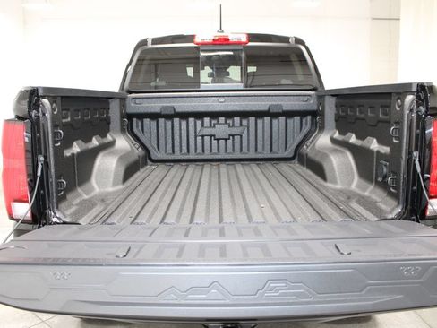 New 2026 Chevrolet Colorado ZR2 w/ Technology Package AWD/4WD image 14