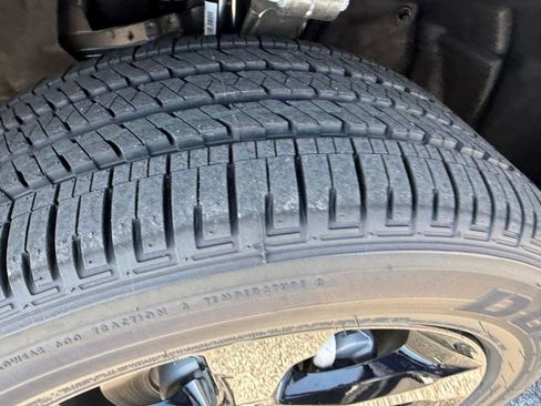 New 2025 Jeep Grand Cherokee Altitude image 26