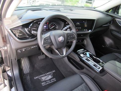 Used 2023 Buick Envision Avenir image 14