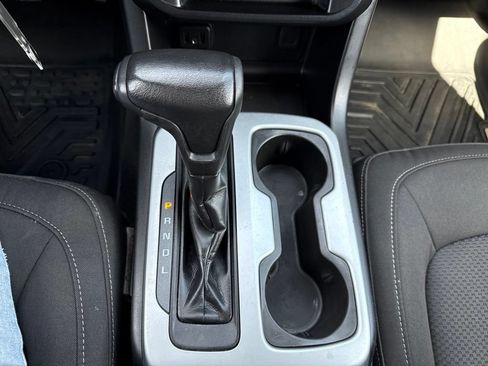 Used 2020 Chevrolet Colorado LT w/ Colorado RST Special Edition AWD/4WD image 22