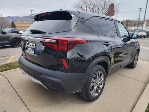 Certified 2022 Kia Seltos LX image 5