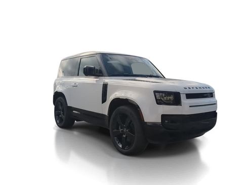 Certified 2025 Land Rover Defender 90 V8 AWD/4WD image 2