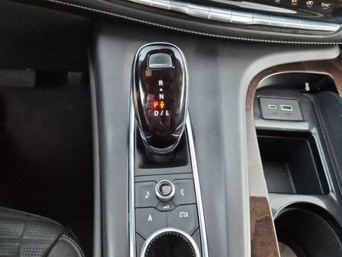 Used 2023 Cadillac Escalade ESV Premium Luxury Platinum w/ LPO, Radiant Package AWD/4WD image 12