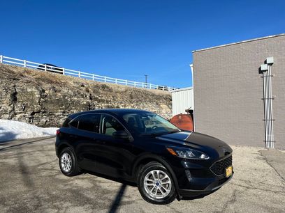 Certified 2022 Ford Escape SE w/ Cold Weather Package