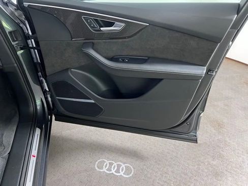 Used 2021 Audi SQ7 Premium Plus w/ Executive Package AWD/4WD image 13