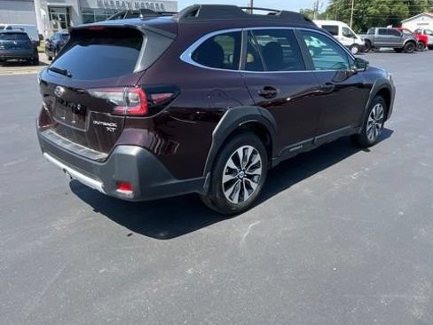 Used 2024 Subaru Outback Limited XT AWD/4WD image 3