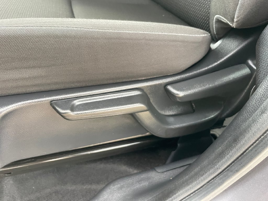 Used 2021 Honda HR-V LX image 21