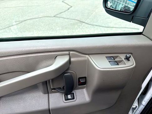Used 2024 Chevrolet Express 2500 w/ Driver Convenience Package RWD image 22