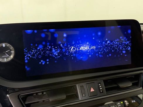 Used 2025 Lexus ES 350 w/ Premium Package FWD image 20