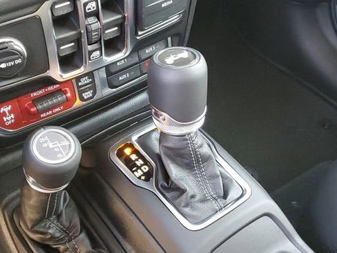 New 2026 Jeep Wrangler Unlimited Rubicon image 15