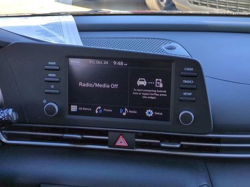 New 2026 Hyundai Elantra SE FWD image 16