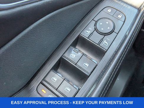 Used 2021 Nissan Rogue SV w/ Premium Package image 39