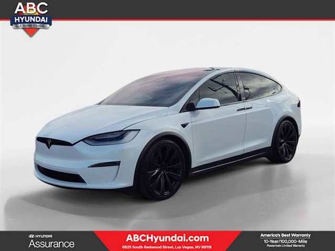 Used 2022 Tesla Model X Plaid image 1