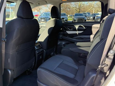 Used 2022 Subaru Ascent Premium w/ Convenience Package image 17