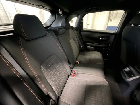 Used 2025 Honda HR-V Sport image 16