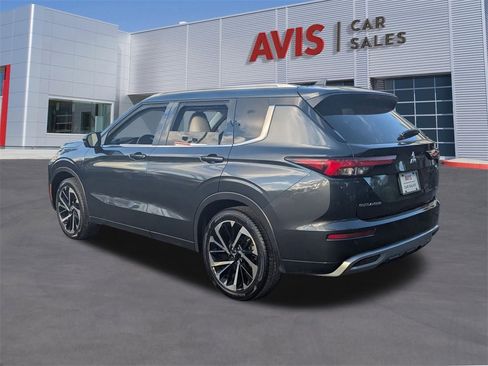 Used 2024 Mitsubishi Outlander SEL image 10