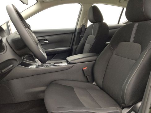 Used 2025 Nissan Sentra SV FWD image 17