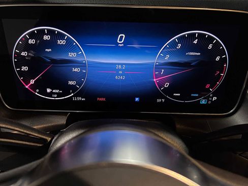 Certified 2025 Mercedes-Benz GLC 300 GLC 300 image 31