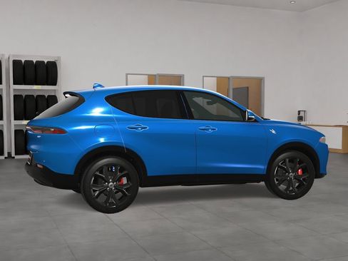 New 2024 Dodge Hornet R/T Plus w/ Track Pack image 8