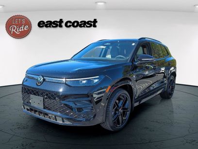 New 2026 Volkswagen Tiguan SE R-Line