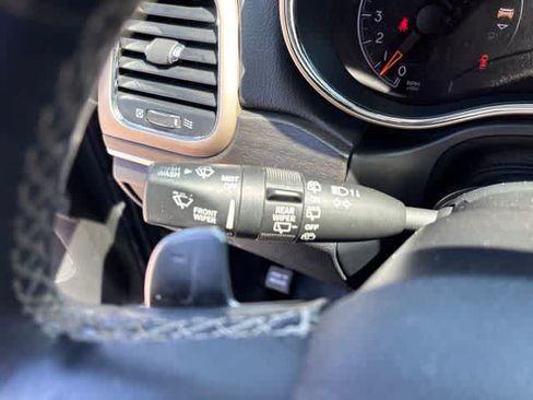 Used 2016 Jeep Grand Cherokee Limited RWD image 14
