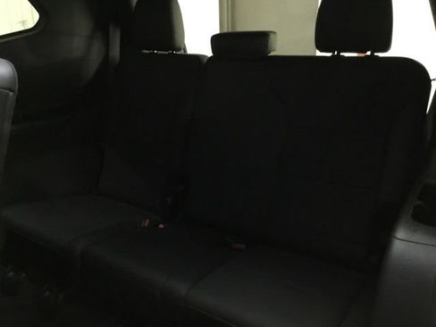 Used 2024 Buick Envision Preferred AWD/4WD image 38