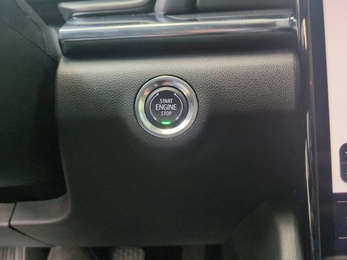 Used 2025 GMC Terrain Elevation image 28