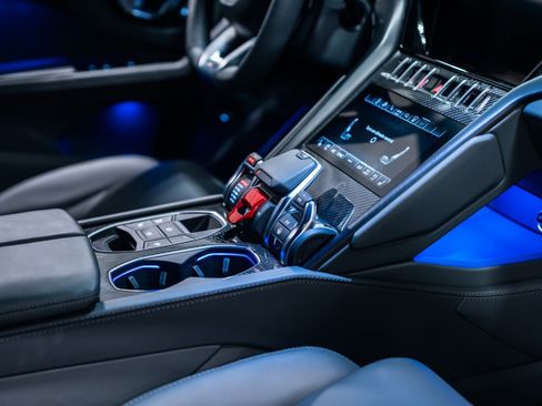 Used 2024 Lamborghini Urus S image 24