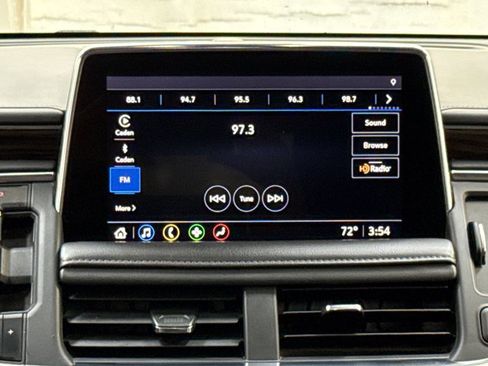 Used 2021 Chevrolet Suburban Z71 image 21