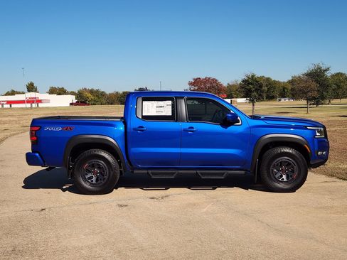 New 2026 Nissan Frontier PRO-4X w/ Pro-4x Convenience Package image 7