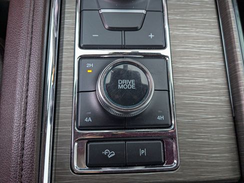 Used 2022 Ford Expedition Max Limited AWD/4WD image 29