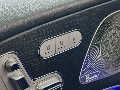 Used 2024 Mercedes-Benz GLS 580 4MATIC image 22