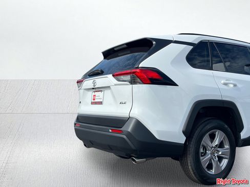 Certified 2025 Toyota RAV4 XLE FWD image 12