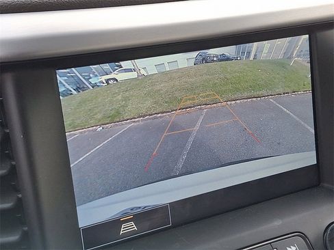 Used 2023 GMC Acadia SLT w/ Preferred Package image 20