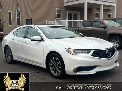Used 2018 Acura TLX FWD image 3