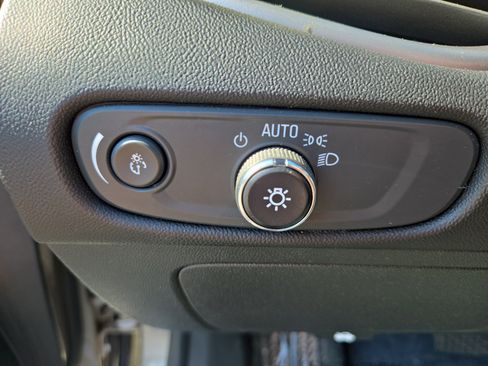 Used 2023 Chevrolet Malibu LT image 15