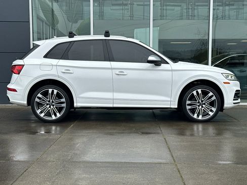 Used 2018 Audi SQ5 Prestige w/ Prestige Package AWD/4WD image 2