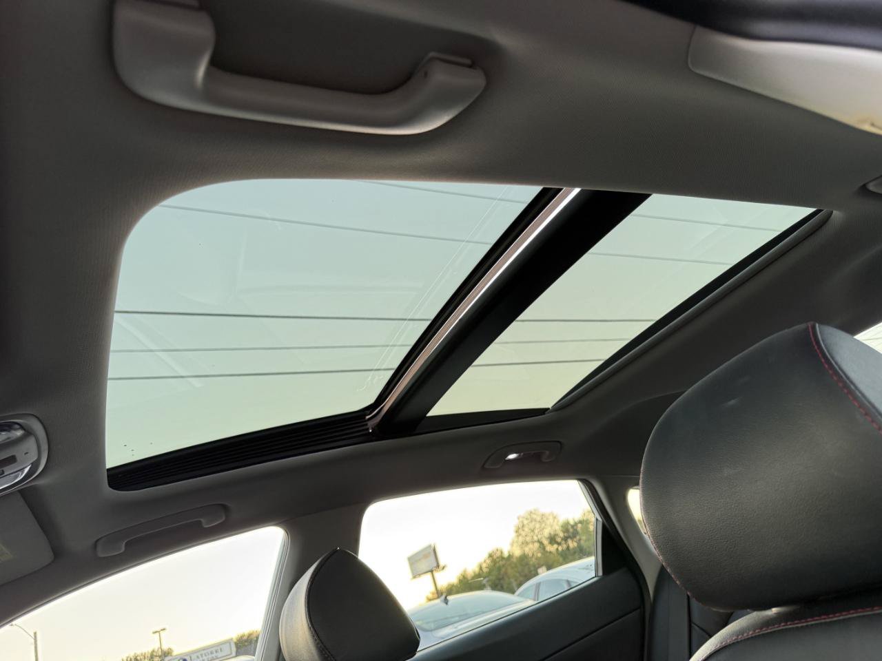 Used 2018 Kia Optima SX FWD image 18