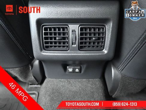 Used 2026 Toyota Camry XLE FWD image 27