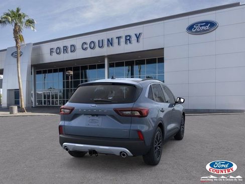 New 2025 Ford Escape SE w/ Class II Trailer Tow Package image 8