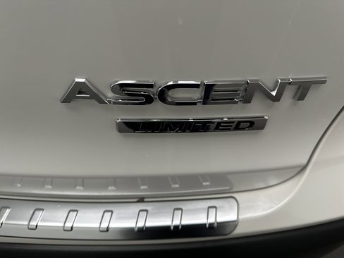 Used 2023 Subaru Ascent Limited w/ Technology Package AWD/4WD image 12