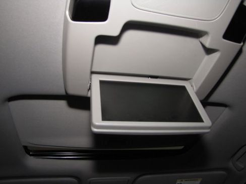 Used 2023 Honda Odyssey Touring image 15