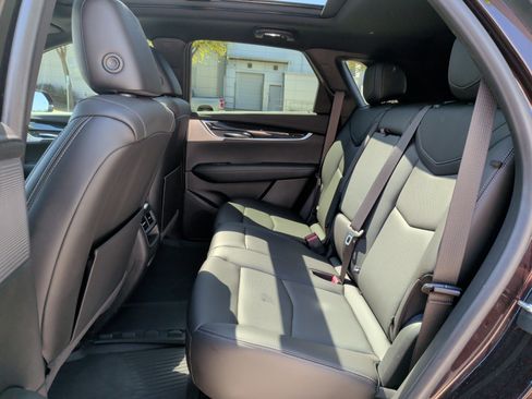 Used 2021 Cadillac XT5 Premium Luxury FWD image 29