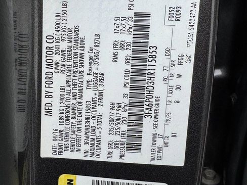 Used 2017 Ford Fusion SE FWD image 28
