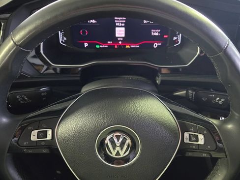 Used 2020 Volkswagen Jetta SEL Premium FWD image 21
