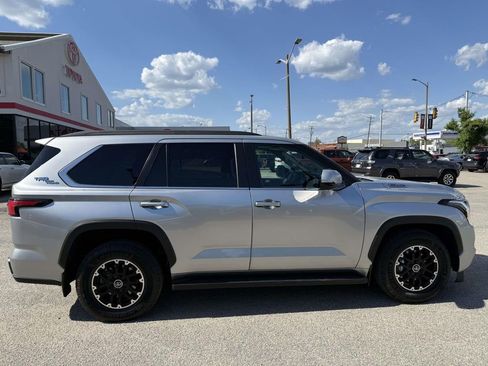 Used 2024 Toyota Sequoia SR5 w/ SR5 Premium Package image 8