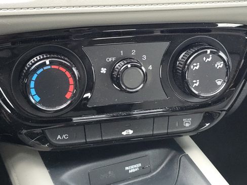 Used 2022 Honda HR-V LX image 22