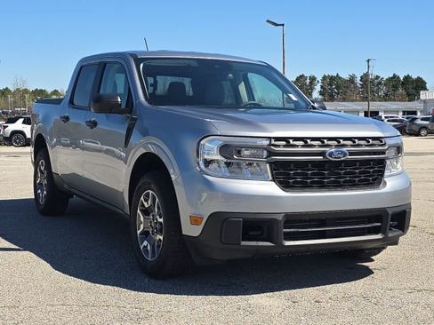 Used 2023 Ford Maverick XLT w/ Equipment Group 300A Standard image 7