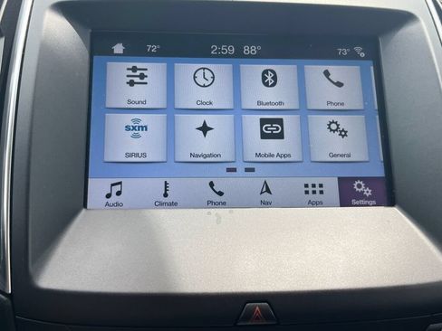 Used 2018 Ford Edge Titanium w/ Equipment Group 302A AWD/4WD image 17