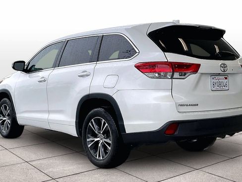 Used 2018 Toyota Highlander Plus image 13